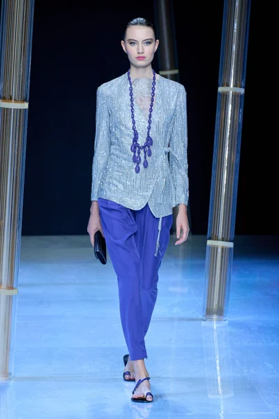 Look 32